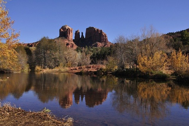 Sedona Spring Weekend Itinerary: Red Rocks, Hikes & Sunsets