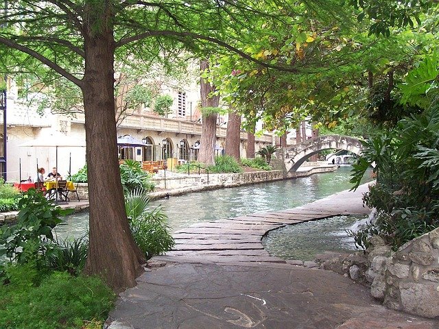 San Antonio River Walk: Pearl & Missions Trip